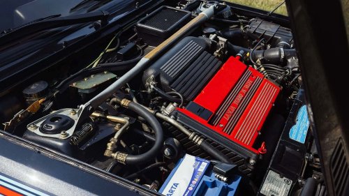 La Lancia Delta HF Integrale d'un célèbre chanteur italien est à vendre