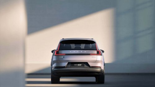 Despite Early EV Promises, Volvo Will Keep Gas Engines For a Lot Longer