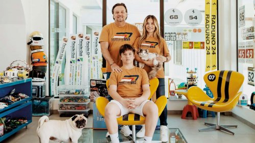 One Family Rallied Their Porsche 911 Dakar 2,200 Miles Across Brazil