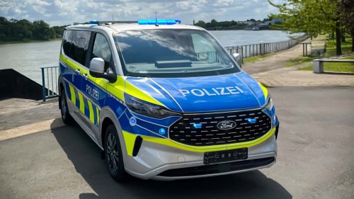 Ford liefert erste Tourneo Custom an Polizei in NRW (Update)