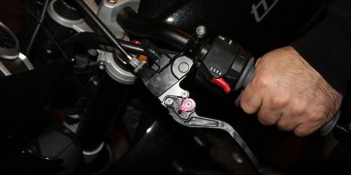 Tips Perawatan Kampas Kopling Sepeda Motor Agar Awet