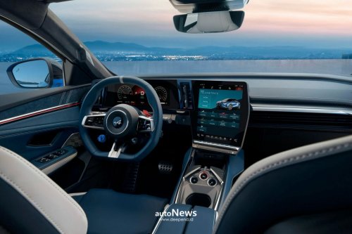 Electric Vehicle Alpine 390 – SPORT FASTBACK 5 KURSI DENGAN 3 MOTOR LISTRIK