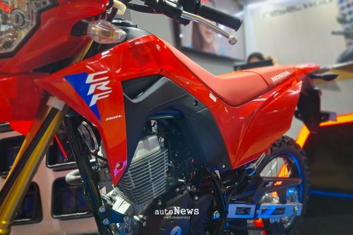 Motor Baru Honda CRF150L 2025 Hadir dengan Warna dan Grafis Baru – HARGA TETAP