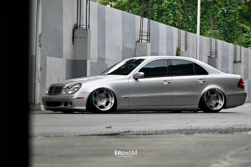 Erot1zm Modifikasi | Mercedes-Benz E 260 2023 – CARLOS SANG KAKI TANGAN