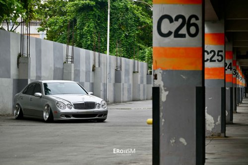 Erot1zm Modifikasi | Mercedes-Benz E 260 2023 – CARLOS SANG KAKI TANGAN