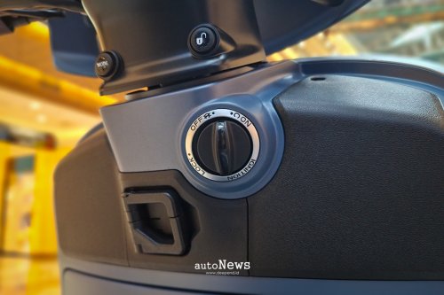 Motor Baru Vespa Officina 8 – GAYA KLASIK BERTEMU EKSPERIMEN MODERN