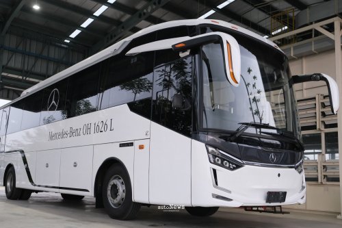 Commercial Vehicle Bus Mercedes-Benz Rakitan Indonesia – RESMI DIEKSPOR KE THAILAND