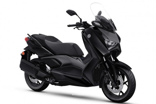 Facelift Motor Yamaha Segarkan XMAX Connected – KINI PUNYA WARNA GLOBAL EROPA
