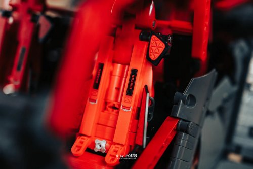 4 by Four Modifikasi | BlueBrixx-Pro 1:8 BRABUS CRAWLER – BUILD YOUR OWN