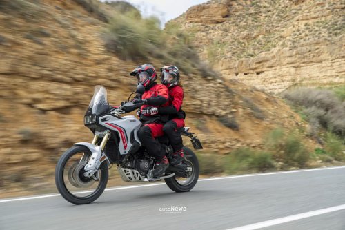 Adventure Bike Ducati DesertX 2026 Resmi Meluncur – MESIN V2 BARU, MAKIN SIAP OFF-ROAD