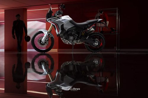 Adventure Bike Ducati DesertX 2026 Resmi Meluncur – MESIN V2 BARU, MAKIN SIAP OFF-ROAD