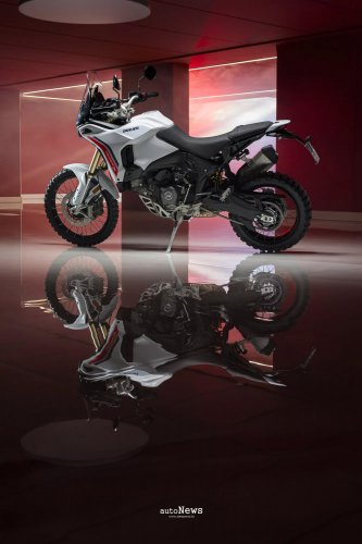 Adventure Bike Ducati DesertX 2026 Resmi Meluncur – MESIN V2 BARU, MAKIN SIAP OFF-ROAD