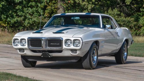 10 Fast Cars From The '60s That No One Talks About