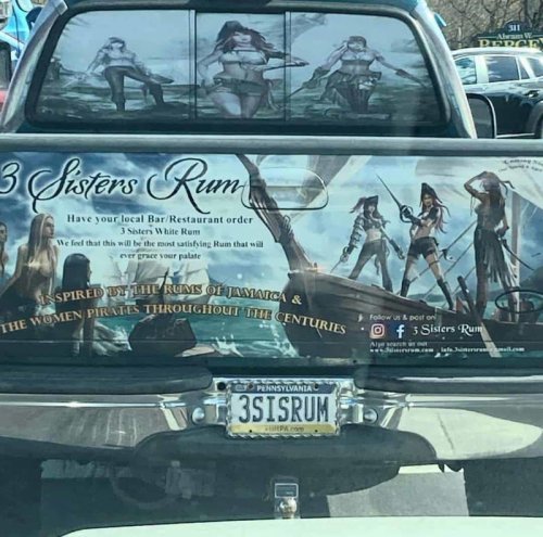 45 Hilarious Personalized License Plates People Found Out In The Wild