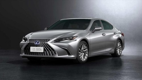 The Hybrid Sedan That Balances Luxury And Practicality Perfectly