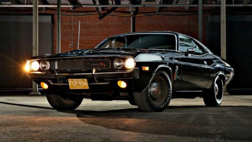 10 Classic American Muscle Cars That Still Dominate Auctions