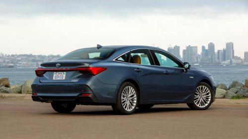 The 5-Year-Old Japanese Hybrid Sedan That You Should Buy Used