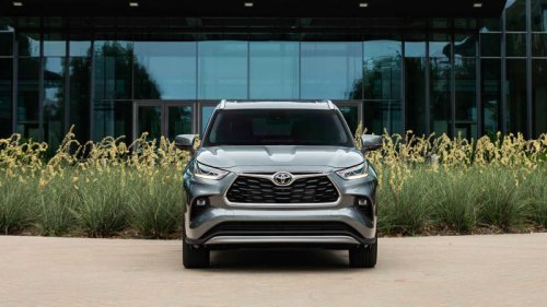 How Much A Fully Loaded Toyota Highlander Hybrid Costs In 2025