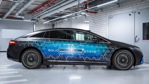 The Mercedes-Benz EQS Claims 620 Miles of Range in Semi-Solid-State Battery Testing