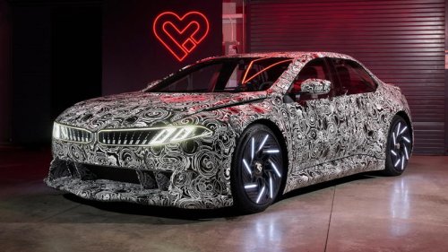 BMW Shows Us Heart: How Its New ECU Will Transform the Neue Klasse EV Experience