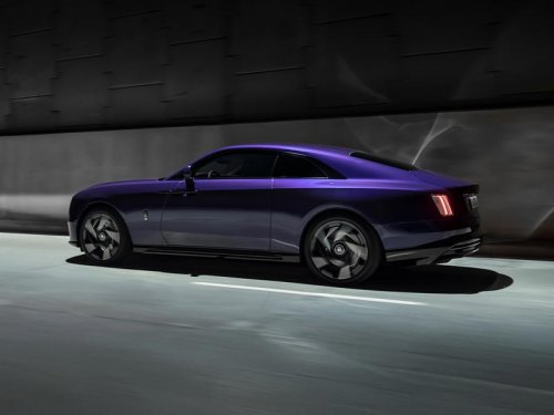 2025 Rolls-Royce Black Badge Spectre is the Most Powerful Double R Ever Made