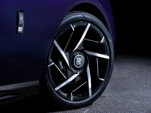 2025 Rolls-Royce Black Badge Spectre is the Most Powerful Double R Ever Made