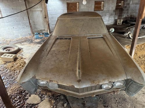 This 1964 Buick Rivera Has Been Cooped Up For Decades