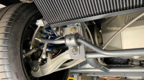 Insane 1965 Chevy Corvette Has More Power Than C8 Stingray