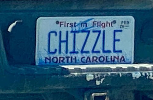 45 Hilarious Personalized License Plates People Found Out In The Wild