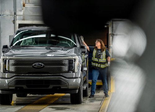 Report: Ford considering the fate of the F-150 Lightning