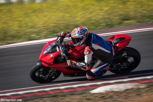 2025 Ducati Panigale V2 S Review – First Ride