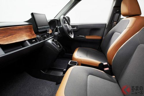 181万円から！ ホンダ最新「“4人乗り”軽ワゴン」がスゴイ！ 「ウッド調×タンカラー」のお洒落内装＆“専用デザイン外装”を採用！ 都会的なコーディネートの「N-ONE」とは？