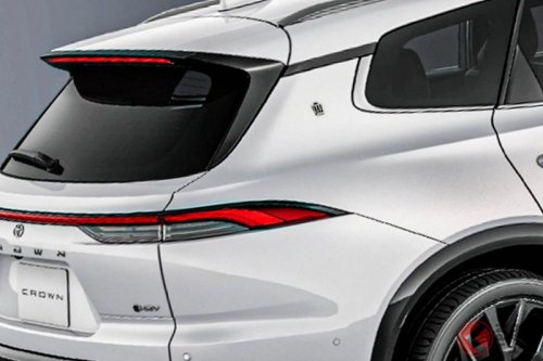 トヨタ新型「クラウン」がスゴイ！ 18年ぶり復活の「ワゴンモデル」！ 豪華SUVスタイルに進化「エステート」の“新しい存在感”な美麗ボディカラーとは