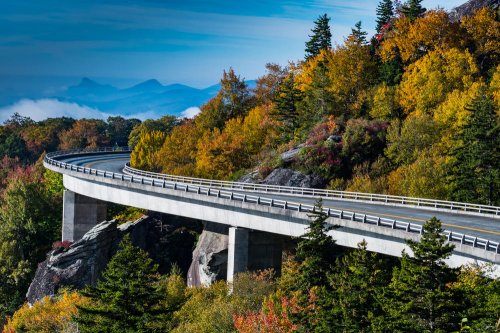This Floating Road Along North Carolina’s Grandfather Mountain Required Engineers to Reinvent How Roads Are Built