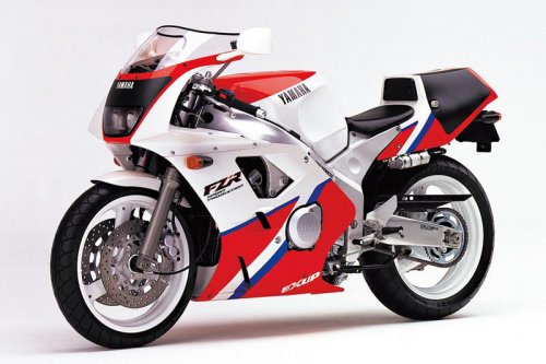 ヤマハ「FZ400R」の系譜｜満を持してデビューを果たした本格レプリカ【バイクの歴史】