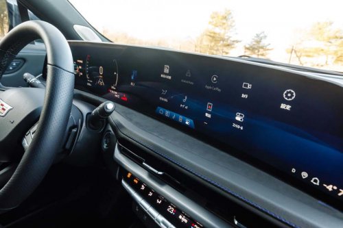 キャデラックXT4スポーツ（4WD/9AT）【試乗記】