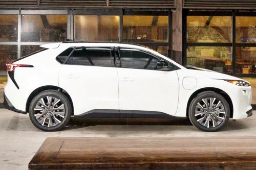 地味な電気SUV？いや、これは「本気のスバル」だ！ソルテラが見せた電動時代の反撃