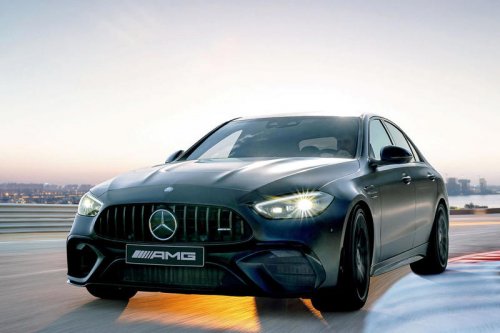 メルセデスAMG C63S Eパフォーマンスの特別モデル「エディションピーク」を全国限定50台で発売