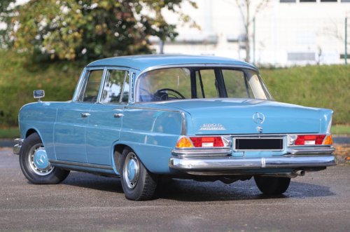 21 of the greatest tailfinned cars