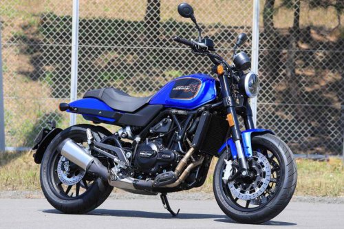 ハーレーダビッドソン「X500」に試乗｜軽いし、怖くない！ スポーツモデル好きな私も気軽に乗れるハーレーでした【葉月美優のちょい乗りレビュー】