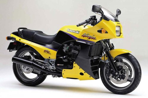 カワサキ「GPZ900R」の系譜｜時速250kmの世界を切り拓いた最強最速の初代ニンジャ【バイクの歴史】