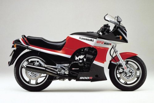 カワサキ「GPZ900R」の系譜｜時速250kmの世界を切り拓いた最強最速の初代ニンジャ【バイクの歴史】