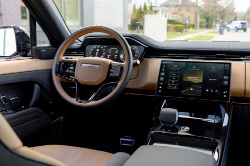 View Interior Photos of the 2025 Land Rover Range Rover Sport PHEV