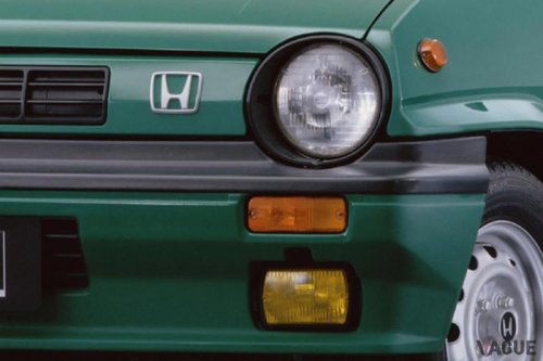 今見ると まるで“チョロQ”のよう？ 一大ブームを起こした「ホンダのコンパクトカー」に登場した“7速MT仕様”!? とは【40年前の今日・登場】