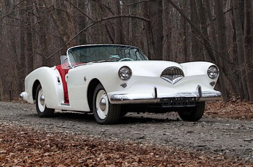 37 futuristic classic cars