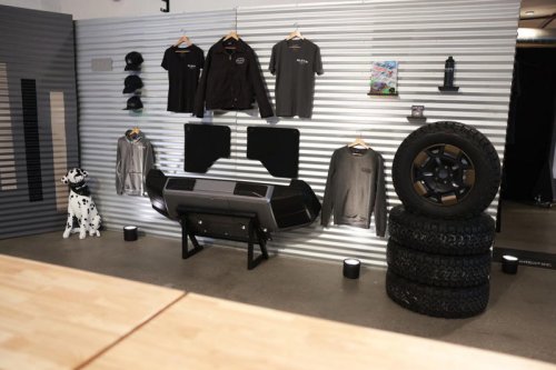 View photos of the 2027 Slate truck