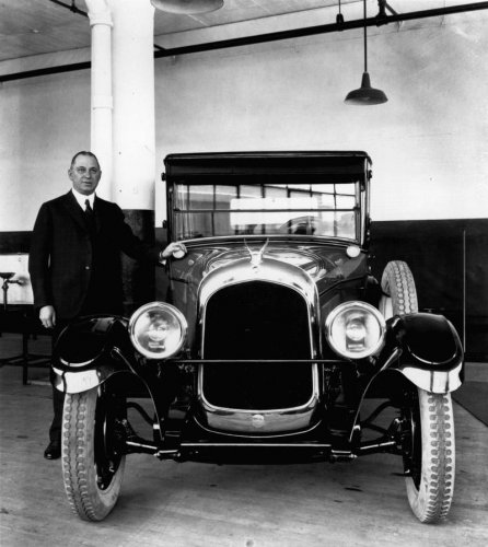 From 1924 Six to Modern 300, Chrysler Celebrates 100 Years