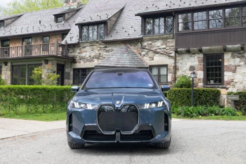 The 2026 BMW iX Packs a New Face and a Lower Starting Price