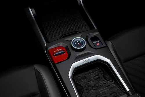 新型ジープ コンパスを発表。次世代SUVとして電動化を進めながら快適性を向上