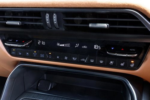 2025 Mazda CX-70 G50e Azami review